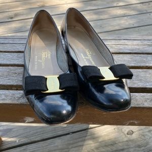 Salvatore Ferragamo traditional black bow pumps